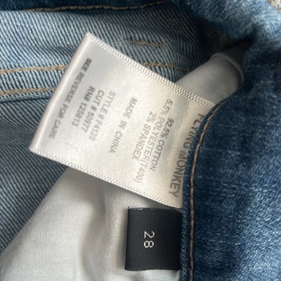 Women’s size 28 Flying Monkey Jeans - Picture 4 of 5